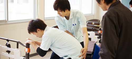 教員の丁寧なサポートがあるから安心!!
