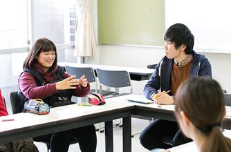 互いに学び合う報告会